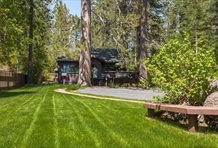 RedAwning Twin Top Lakefront